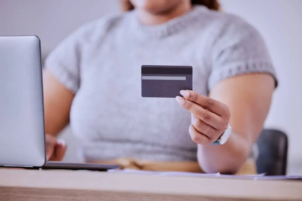 Créer une boutique Shopify efficacement avec Waxoo (moins de 100 caractères)